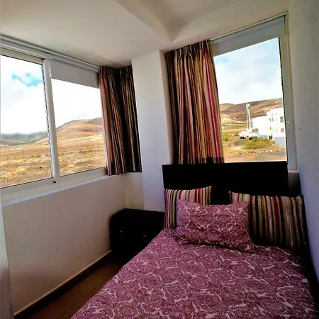 Evita Arrieta * Arrieta (Lanzarote)